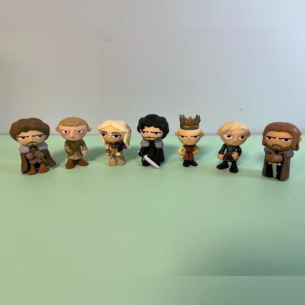 Funko Mystery Minis Vinyl Game of Thrones Figures set of 7, Collectible Toys